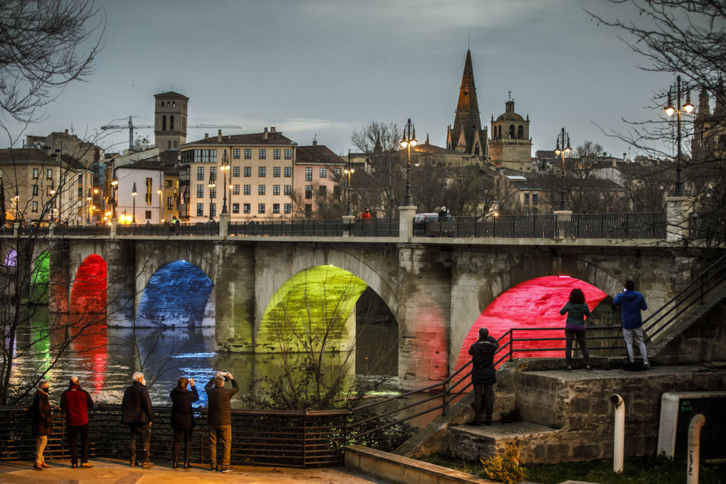 This picturesque stone bridge spans the Ebro River and offers stunning views of Logroño's skyline.