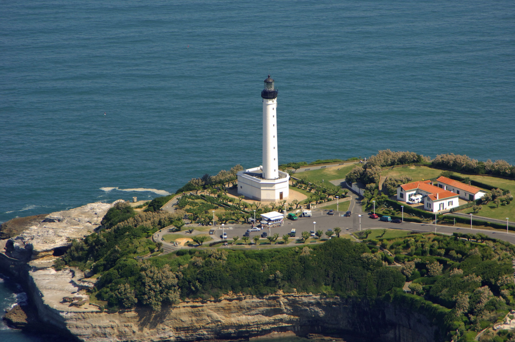 The Biarritz Lighthouse, standing tall at 73 meters, is another must-visit site in the town. Located on the Pointe Saint-Martin, the lighthouse offers some of the best panoramic views in Biarritz.