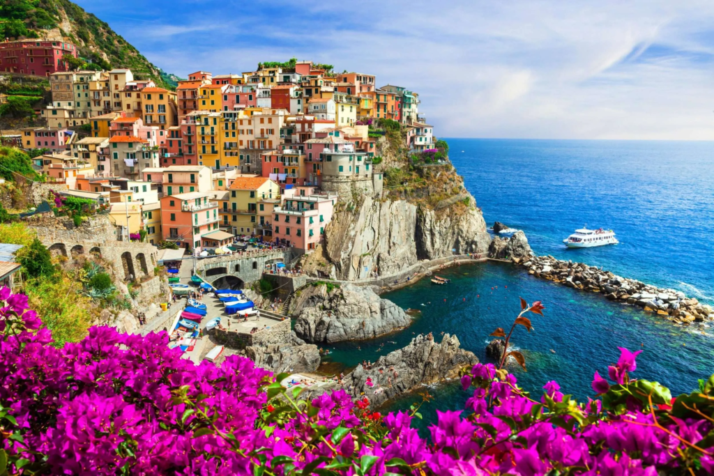 Manarola is often considered one of the most picturesque villages in Cinque Terre, and it’s easy to see why