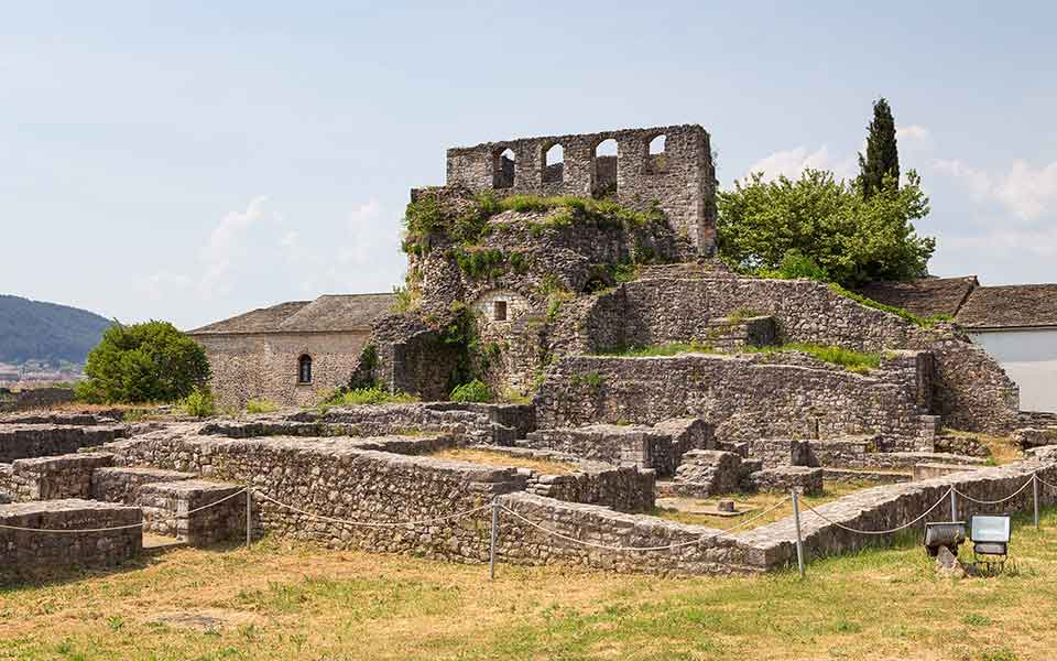 Ioannina Castle, one of the oldest Byzantine fortresses in Greece, is a must-visit