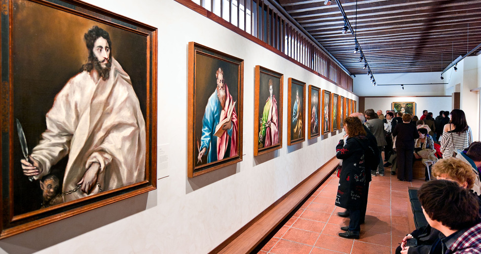 Dedicated to the life and works of the famous painter El Greco, this museum is housed in a beautiful 16th-century building