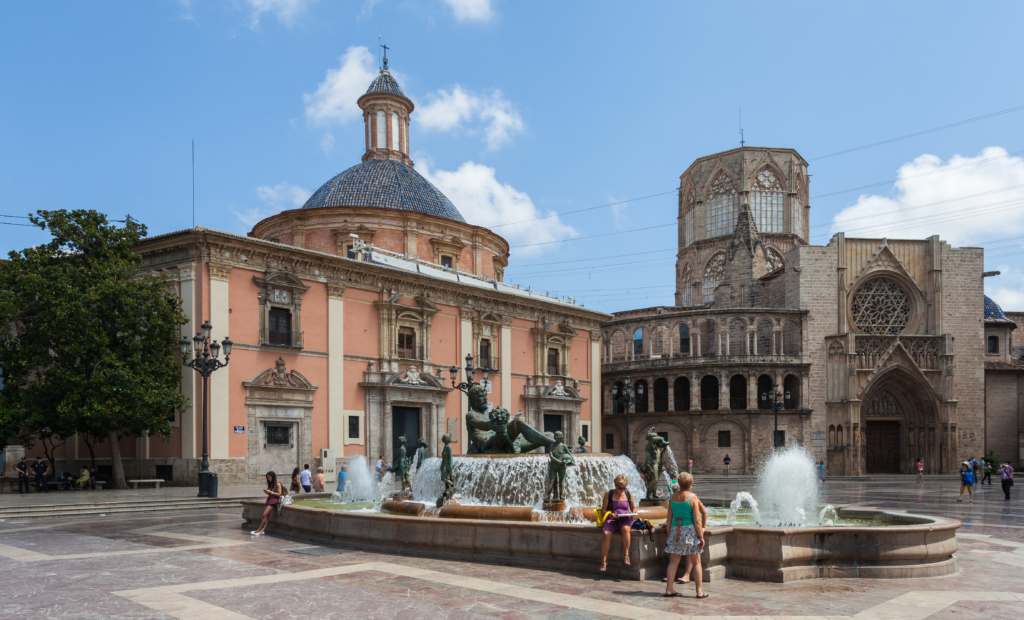 Plaza de la Virgen is one of Valencia’s most beautiful and historic squares, located in the heart of the old town