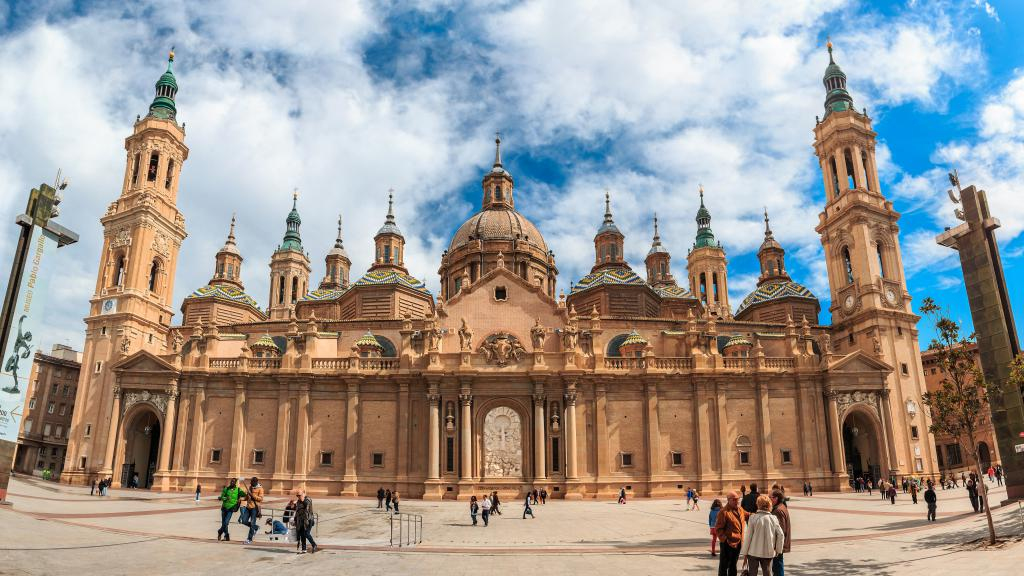 The Basilica del Pilar is not only a religious landmark but also a symbol of Zaragoza