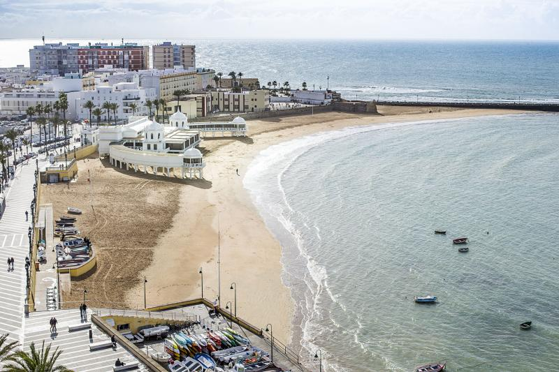 La Caleta Beach is a small but picturesque beach located in the historic center of Cadiz